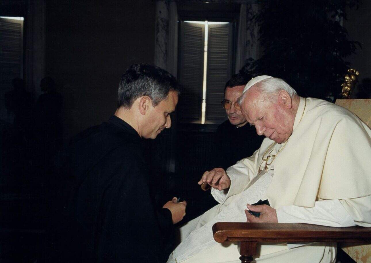 o. Robert Prevost i papież Jan Paweł II
