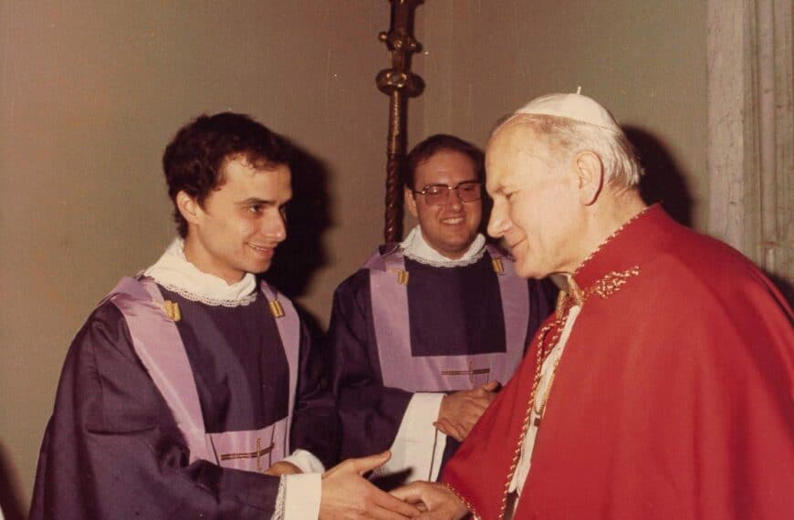 o. Robert Prevost i papież Jan Paweł II